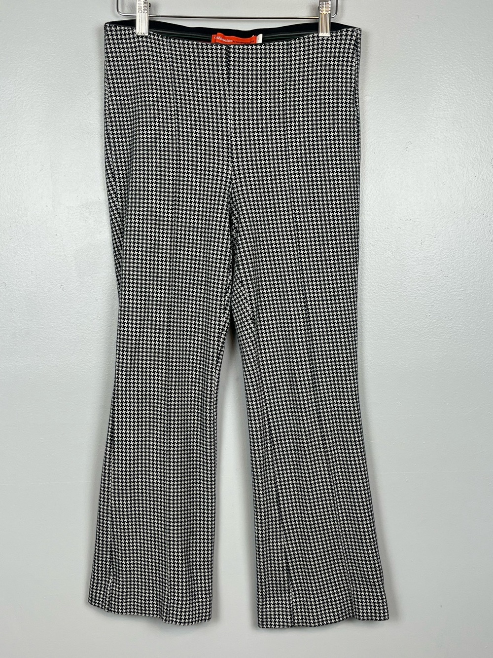 Cartonnier by Anthropologie Cropped Houndstooth black Pull on pants, small.
